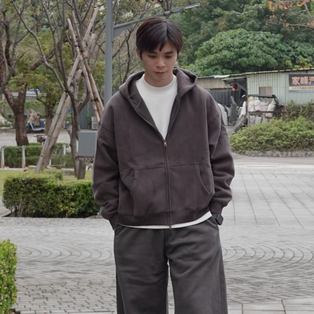 **BOXY重磅刷毛短版連帽外套