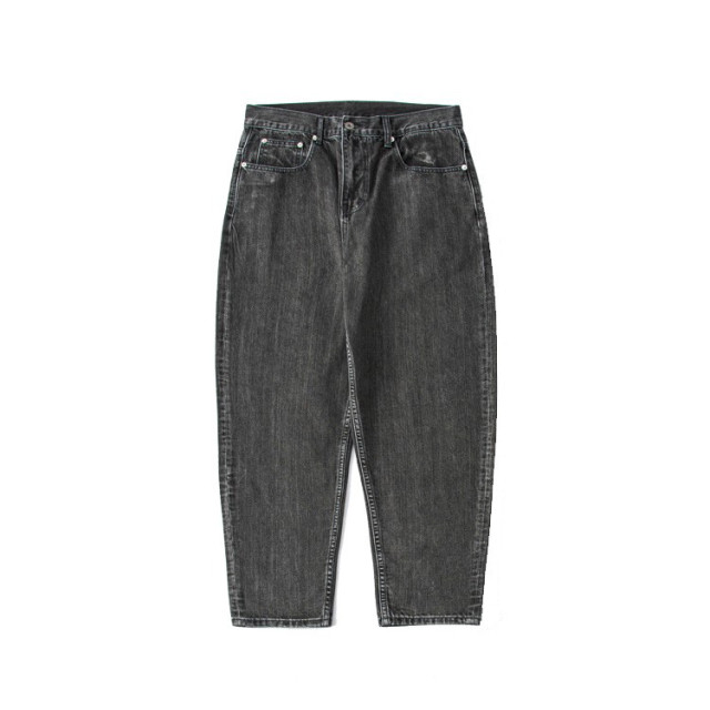 錐型重工洗水寬鬆直筒牛仔褲