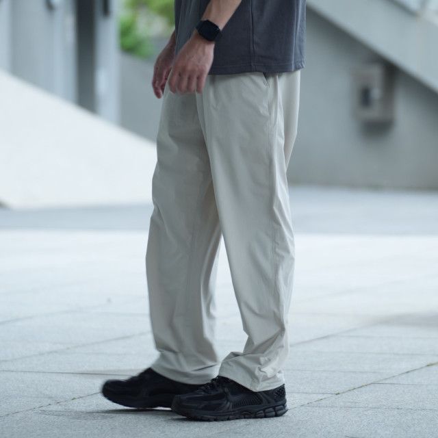 輕薄涼感闊腿速乾空調休閒褲