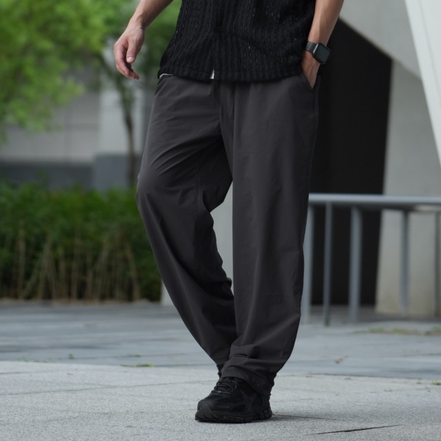 輕薄涼感闊腿速乾空調休閒褲