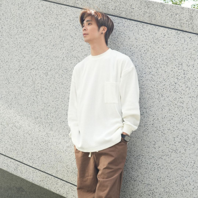 380克重磅華夫格口袋寬鬆長T