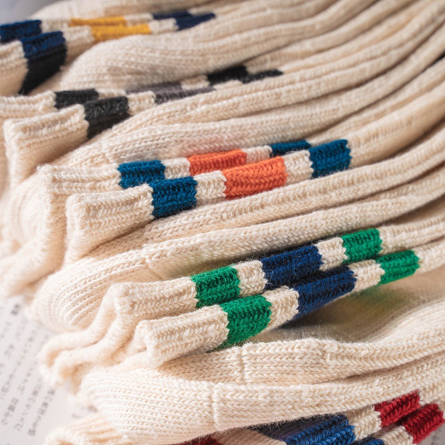 復古三線雙色精梳棉中高筒襪