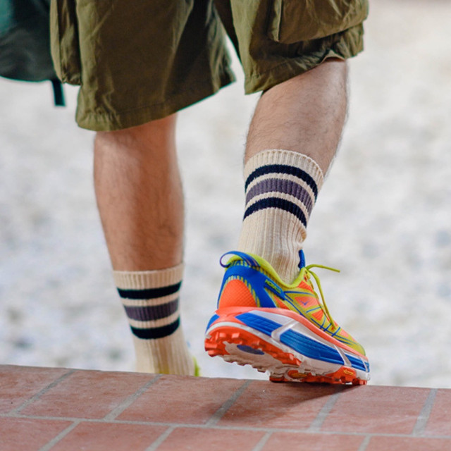 復古三線雙色精梳棉中高筒襪