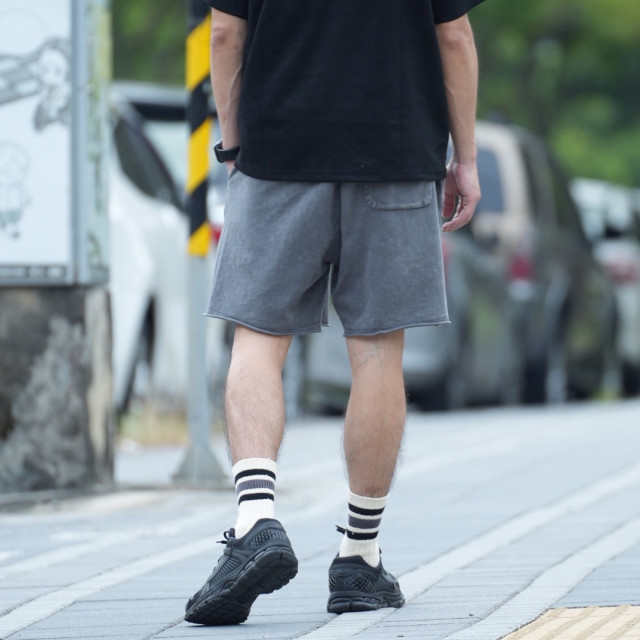 復古水洗散邊休閒短褲