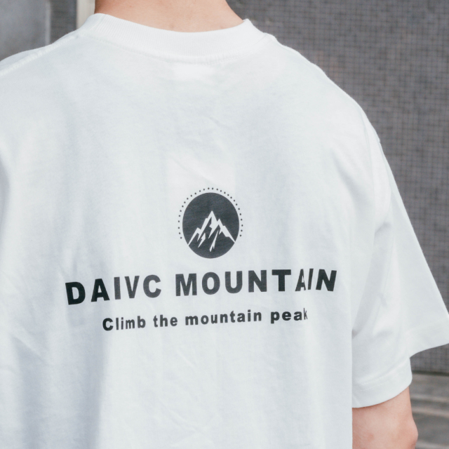 山峰印花簡約休閒短T