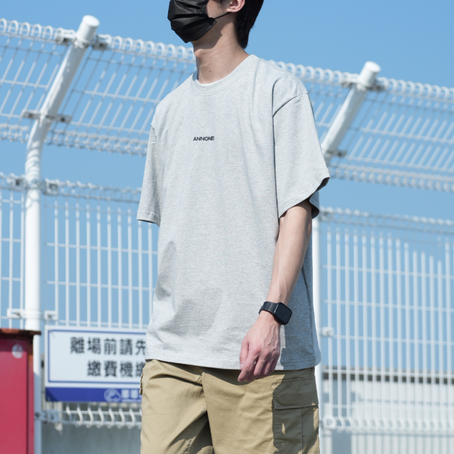 320克胸口字母印花短T