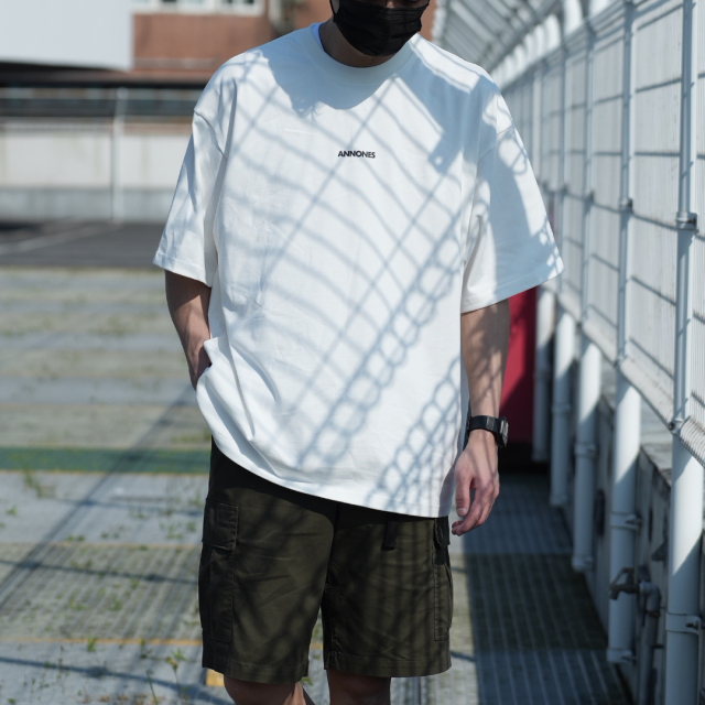 320克胸口字母印花短T