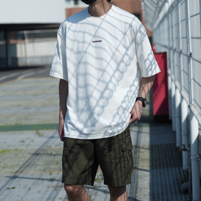 320克胸口字母印花短T